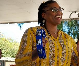 Lillian Street, Singer